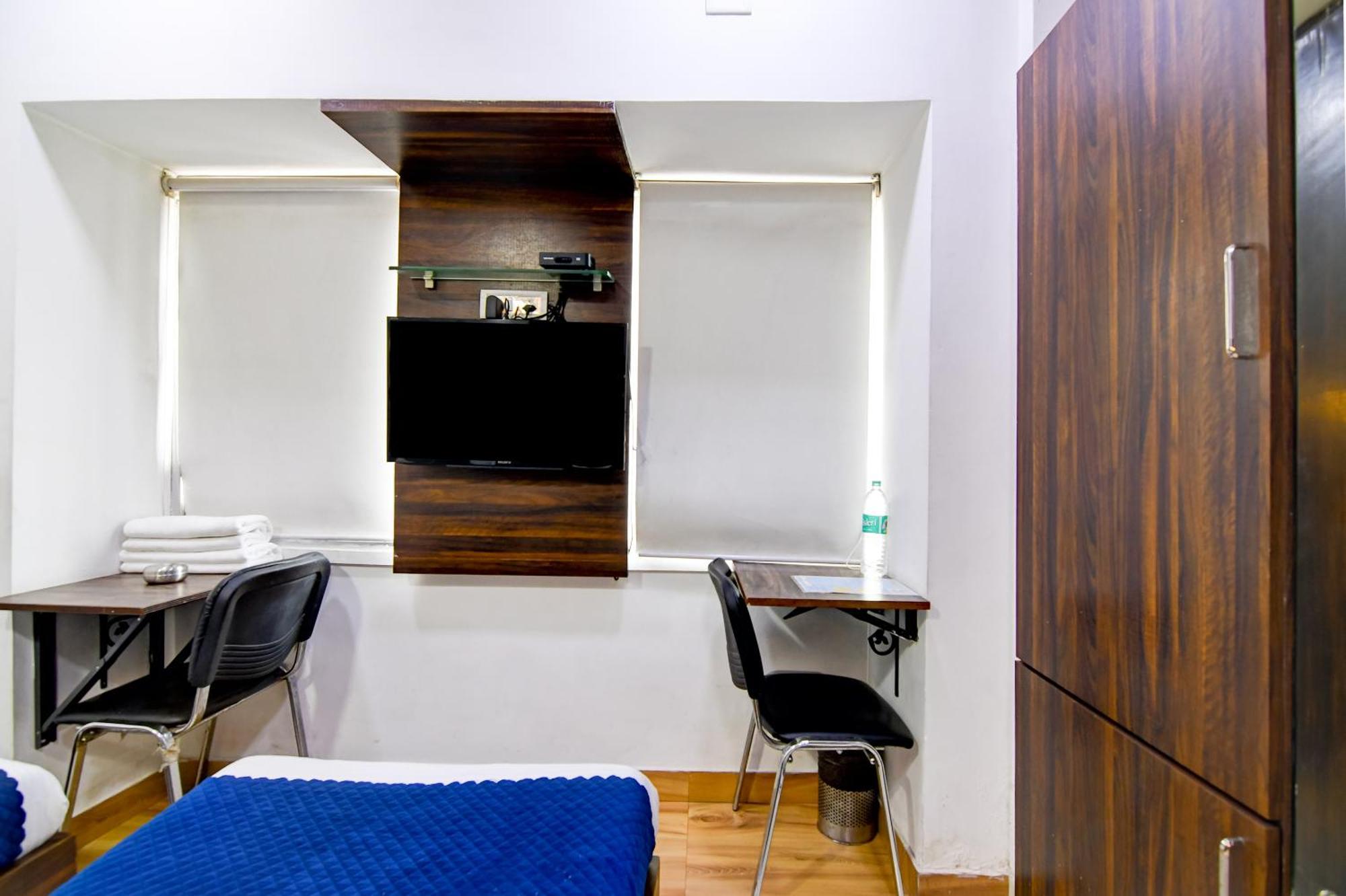 Hotel Q Inn Колката Екстер'єр фото